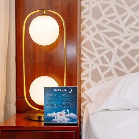 Monicca Collection Suites&resi 4* 阿尔布费拉