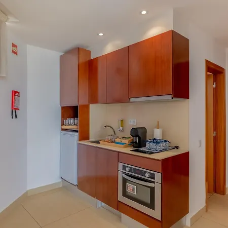Monicca Collection Suites&resi 酒店 阿尔布费拉