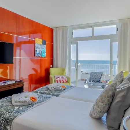 酒店 Monicca Collection Suites&resi 阿尔布费拉