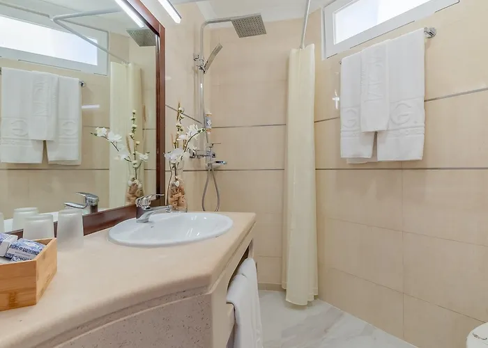 Monicca Collection Suites&resi 4*