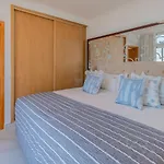 Monicca Collection Suites&resi فندق 4*
