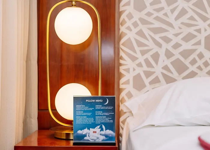 Monicca Collection Suites&resi 4* 阿尔布费拉