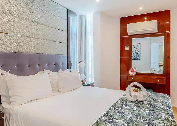 Monicca Collection Suites&resi 4* البوفيرا