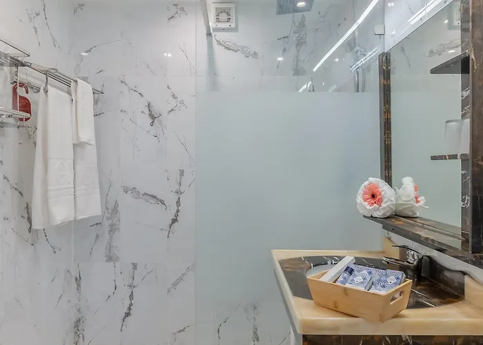 Monicca Collection Suites&resi 4*