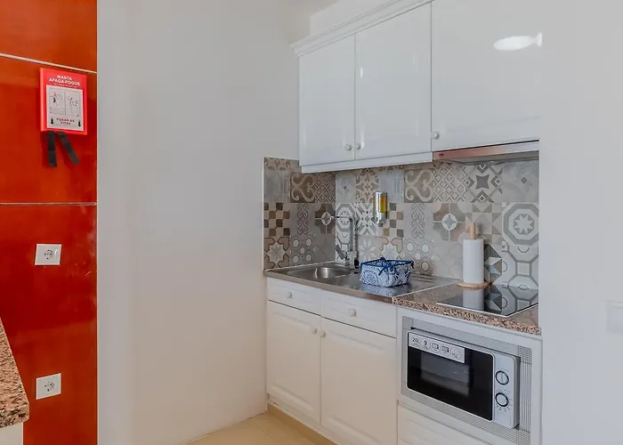 فندق Monicca Collection Suites&resi